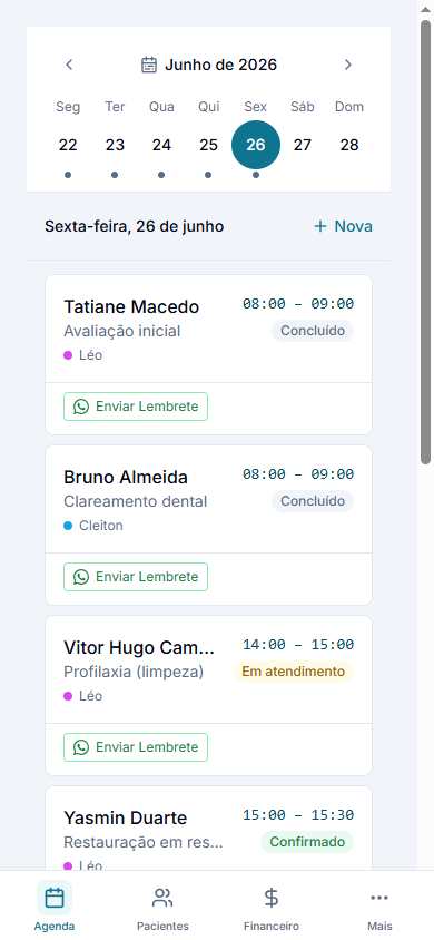 Agenda do dia no Smileo pelo celular, com vários agendamentos